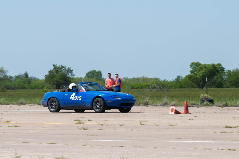 Illustration for article titled Huge Juicy Autocross Photodump